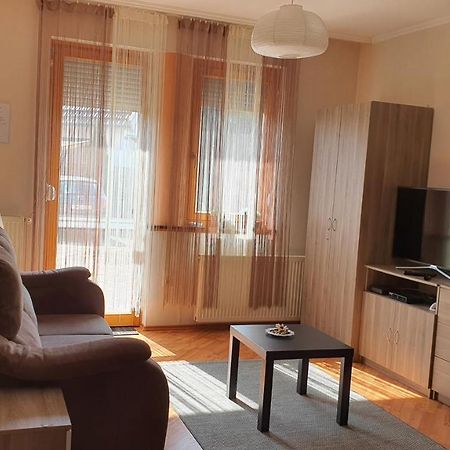 Apartament Magnólia Apartman Gyula Zewnętrze zdjęcie