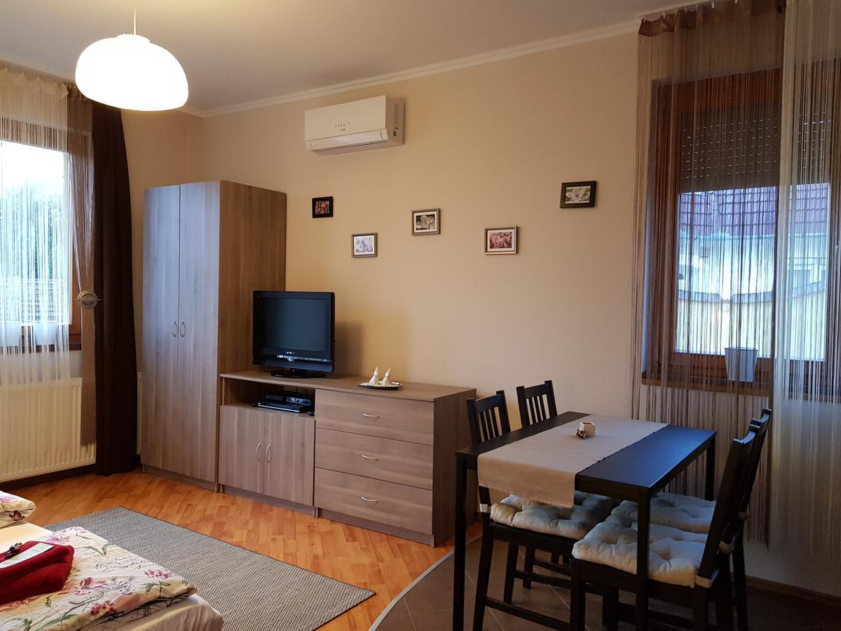 Apartament Magnólia Apartman Gyula Zewnętrze zdjęcie